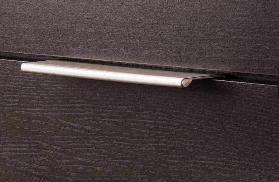 HH074888-SN_920x600 Close-up of dark wood cabinet with Hickory Hardware satin nickel pull